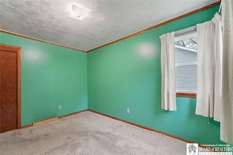 Bedroom - 324 Queen St, Olean, NY 14760 photo 4 of 8