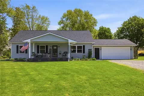 703 Leicester Rd, Caledonia, NY 14423