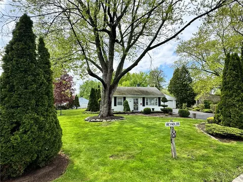 15 Barham Ave, Waterloo, NY 13165