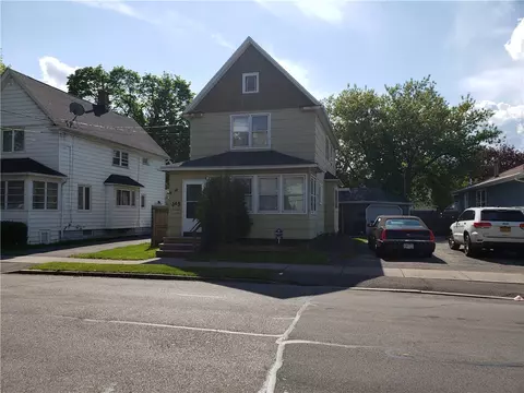 365 Glide St, Rochester, NY 14611