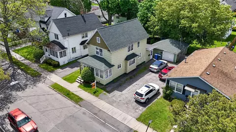 365 Glide St, Rochester, NY 14611