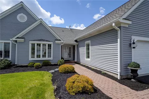 144 Lakeview Way, Canandaigua, NY 14424