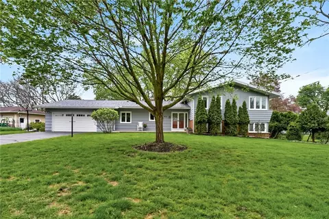 555 Bonnie Brae Ave, Rochester, NY 14618