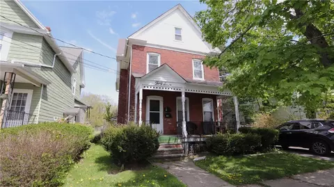 37 Hallenbeck Ave, Geneva, NY 14456