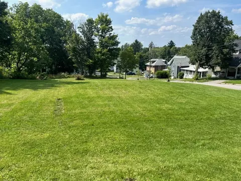 8 Callahan St, Perry, NY 14530 photo 4