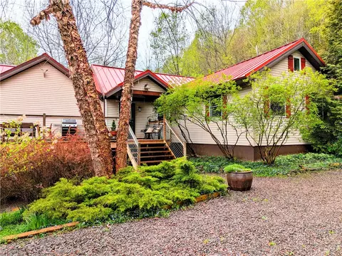 532 Lejohn Rd, Kortright, NY 13739