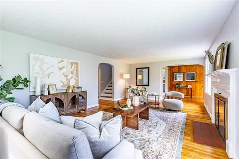 Living - 353 Pinecrest Dr, Irondequoit, NY 14617 photo 3 of 7