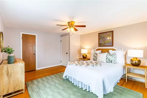Bedroom - 353 Pinecrest Dr, Irondequoit, NY 14617 photo 5 of 9