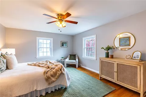 Bedroom - 353 Pinecrest Dr, Irondequoit, NY 14617 photo 4 of 9