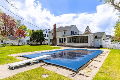 Exterior - 353 Pinecrest Dr, Irondequoit, NY 14617 photo 8 of 9