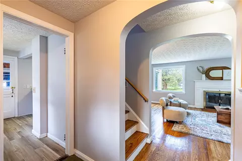 Entry Way - 353 Pinecrest Dr, Irondequoit, NY 14617 photo 1 of 4