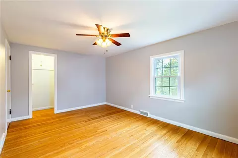 Bedroom - 353 Pinecrest Dr, Irondequoit, NY 14617 photo 9 of 9
