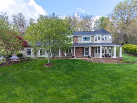 35 Thunder Ridge Dr, Rush, NY 14543