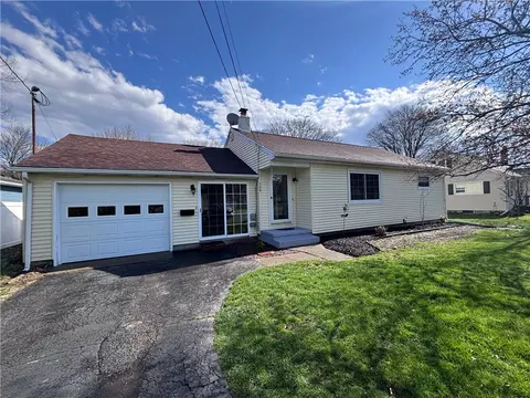 309 Kinley Pl, Horseheads, NY 14845