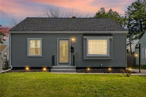 216 Newcomb St, Rochester, NY 14609