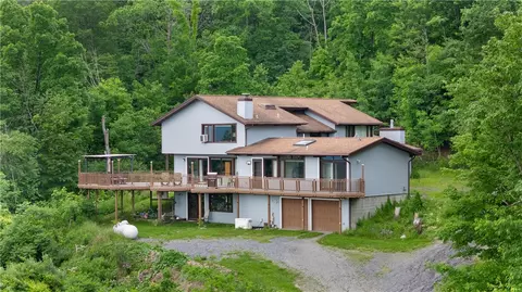 4570 Vine Rd, Jerusalem, NY 14527