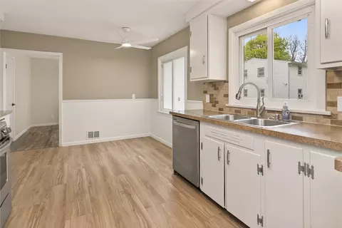 Kitchen - 24 Bennett Ave, Irondequoit, NY 14609 photo 1 of 6