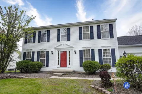 Exterior - 644 Yardley Ct, Webster, NY 14580 photo 2 of 15
