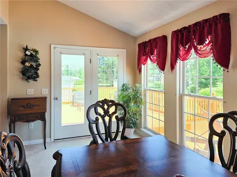 Dining - 644 Yardley Ct, Webster, NY 14580 photo 2 of 3