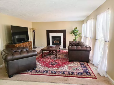 Living - 644 Yardley Ct, Webster, NY 14580 photo 1 of 3