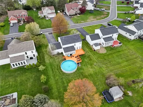 View/Area - 644 Yardley Ct, Webster, NY 14580 photo 2 of 2
