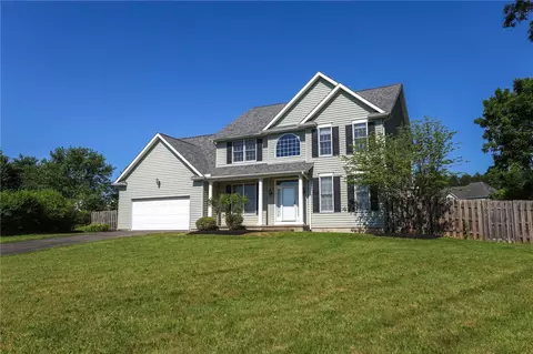11 Turnberry Rd, Horseheads, NY 14845