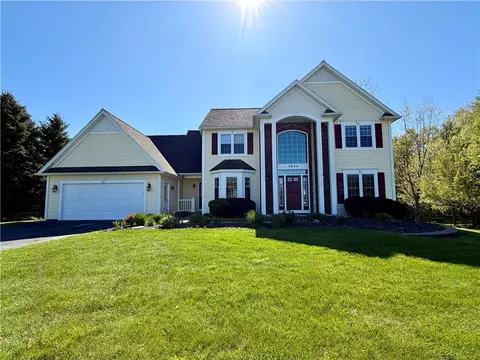 7634 Creekwood, Ontario, NY 14519