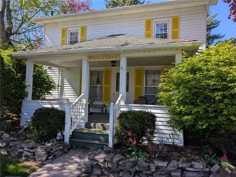 81 N Main St, Oakfield, NY 14125