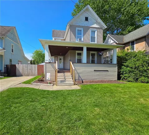 724 Spaulding St, Elmira, NY 14904
