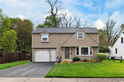 20 Hertford Way, Brighton, NY 14610