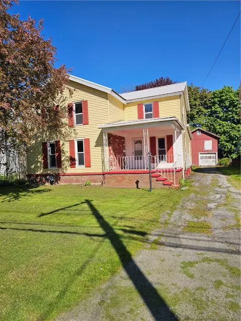 23 Forest Ave, Oakfield, NY 14125