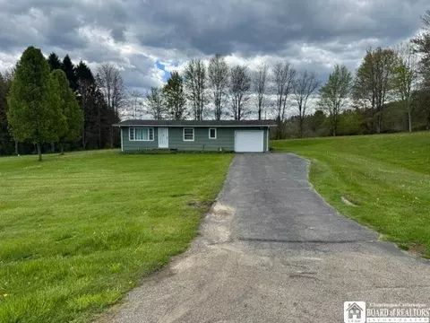 3579 Nutt Rd, Busti, NY 14701