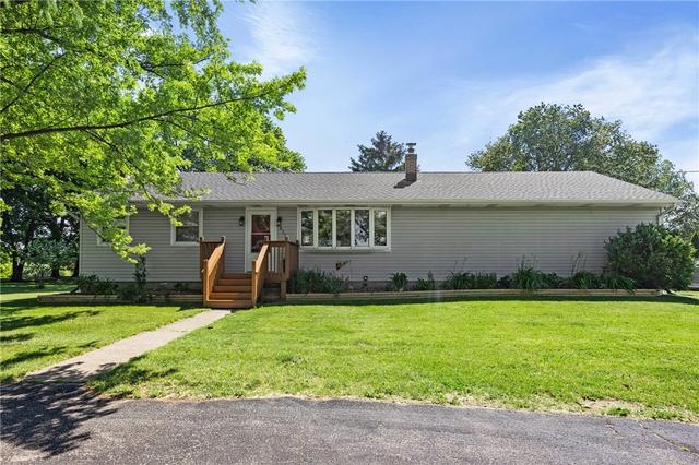 839 Crowley Rd, Farmington, NY 14425