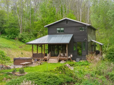 133 Hinman Rd, Unadilla, NY 13849