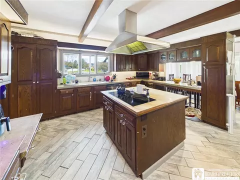 Kitchen - 1065 Kingston Dr, Olean, NY 14760 photo 5 of 8