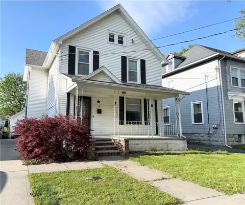 19 Cady St, Auburn, NY 13021