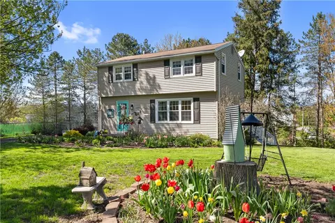 29 Pleasant Way, Parma, NY 14468