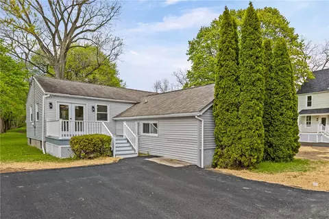 166 N Main St, Geneva, NY 14456