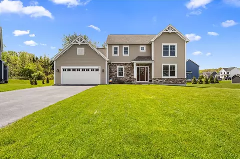 56 Knightbridge Cir, Penfield, NY 14526