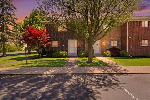 142 Holiday Harbour, Canandaigua, NY 14424