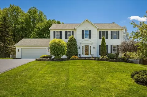 18 Stanford, Perinton, NY 14450