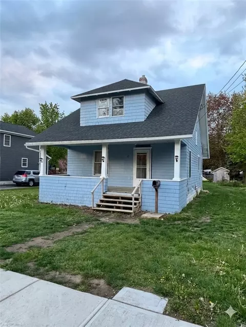 17 Elmwood Ave, Sodus, NY 14551