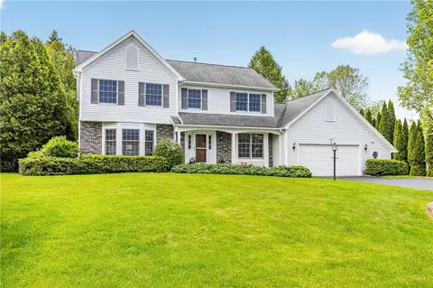 5 Fresh Meadow Run, Perinton, NY 14526
