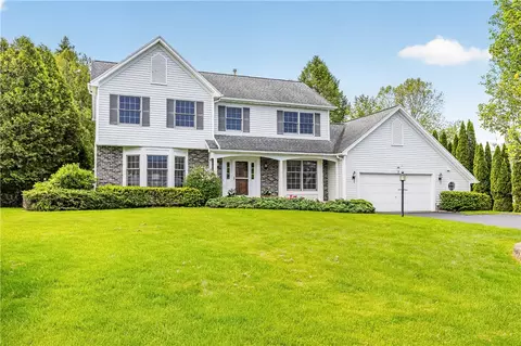 5 Fresh Meadow Run, Perinton, NY 14526