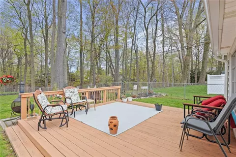 Exterior - 129 Alhambra Dr, Irondequoit, NY 14622 photo 6 of 12
