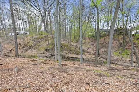 Exterior - 129 Alhambra Dr, Irondequoit, NY 14622 photo 12 of 12