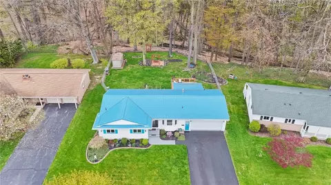 View/Area - 129 Alhambra Dr, Irondequoit, NY 14622 photo 1 of 1