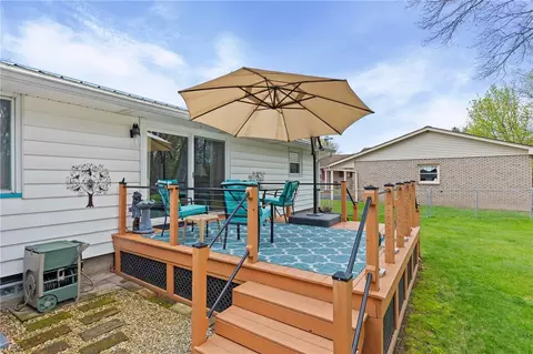 Exterior - 129 Alhambra Dr, Irondequoit, NY 14622 photo 8 of 12