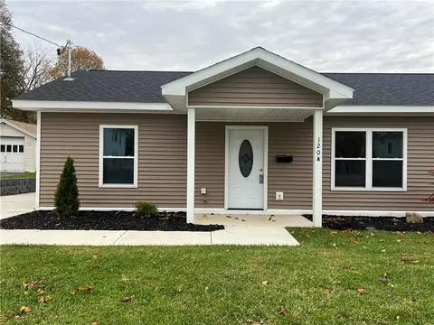 120 Cottage St #A, Auburn, NY 13021