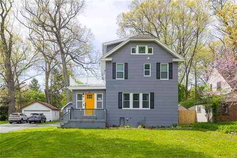 29 W Boulevard Pkwy, Rochester, NY 14612